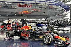 Im Red Bull Hangar Salzburg