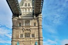 Ein Turm der Londoner Tower Bridge
