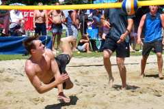 Heiße Matches beim Beachvolleyball in Bruckmühl
