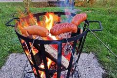 Die letzten warmen Herbsttage Noch einmal Knacker grillen