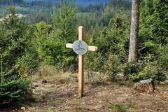Neues Gipfelkreuz am Urhammerberg, aufgestellt von den Naturfreunden Ampflwang zum 75 Jahr Jubiläum